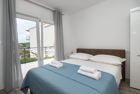 Apartments Kate - Unit 376260-13