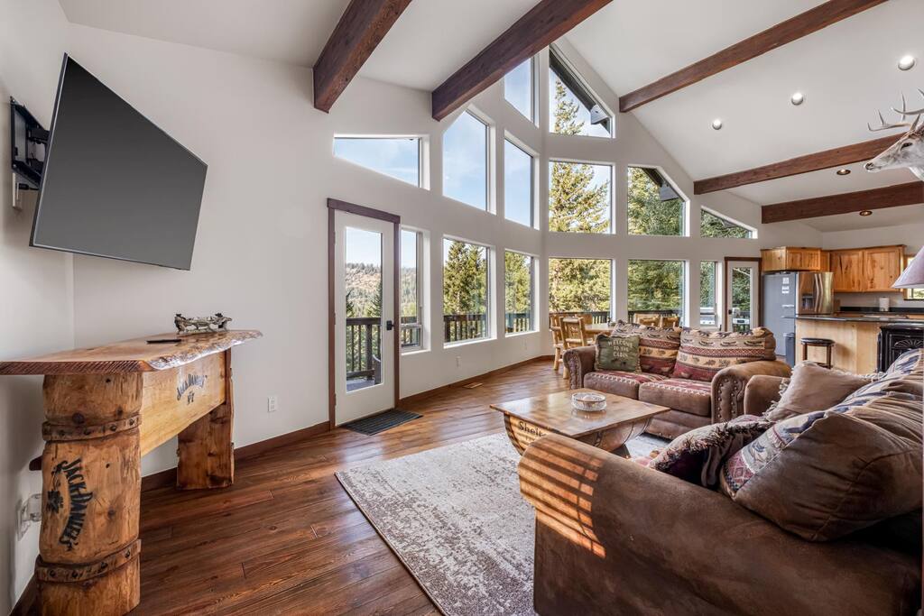 cle-elum-hideaway:-hot-tubgame-roomgrillandviews/