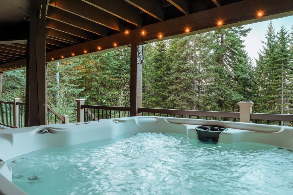 cle-elum-hideaway:-hot-tubgame-roomgrillandviews/