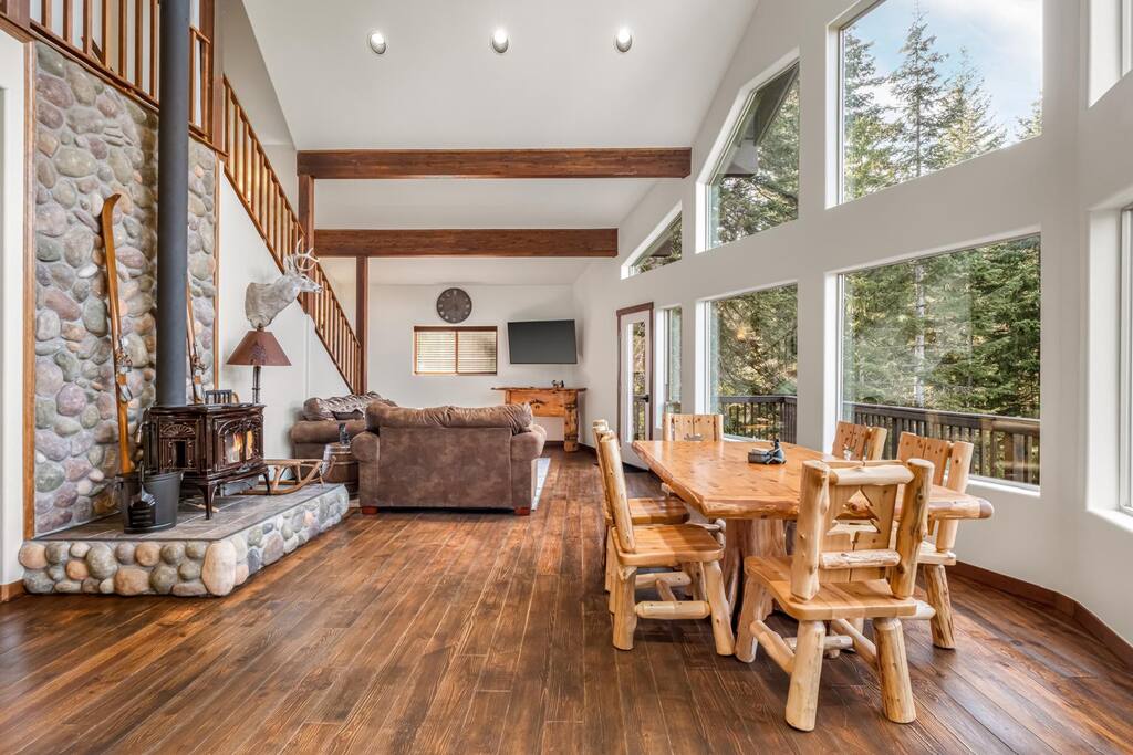 cle-elum-hideaway:-hot-tubgame-roomgrillandviews/