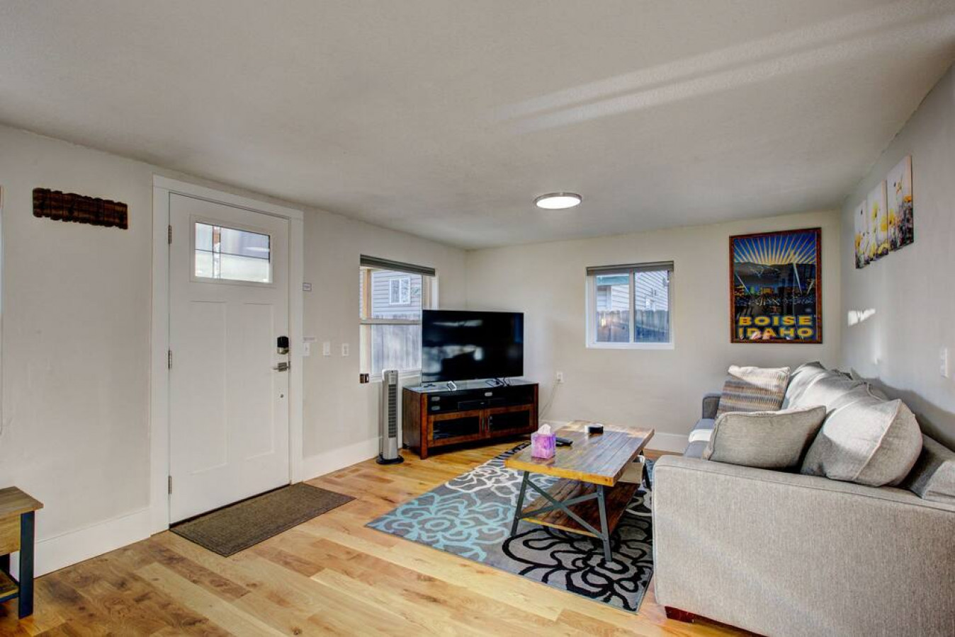 little-blue-bungalow-pet-friendly-fenced-yard!/