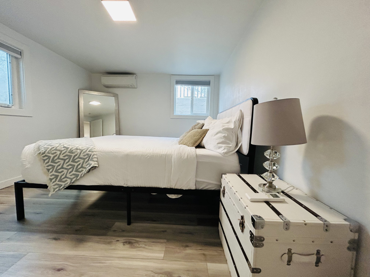 modern-north-end-bungalow-downstairs-wparking!/