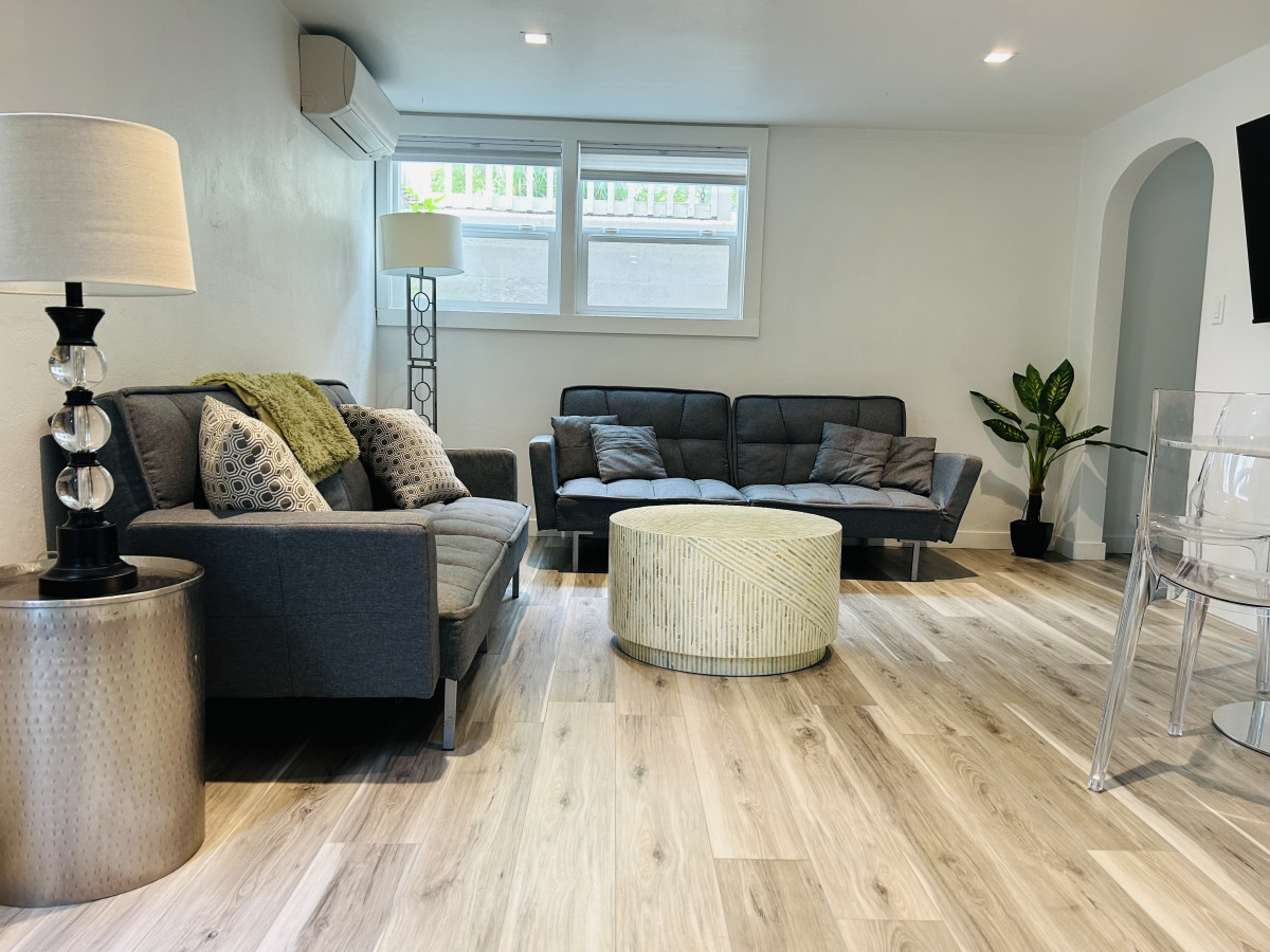 modern-north-end-bungalow-downstairs-wparking!/