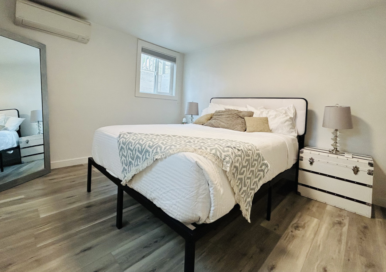 modern-north-end-bungalow-downstairs-wparking!/