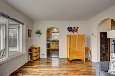 Living room to kitchen