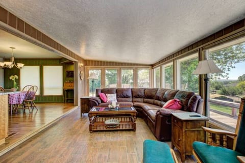 Living Room!! Leather couches and rocking chair