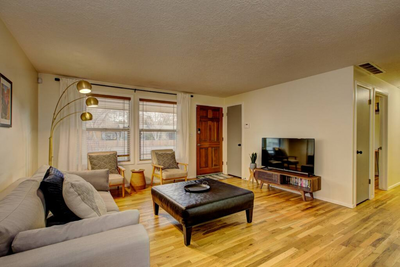 sunset-home-pet-friendly-fenced-yardfoothills/