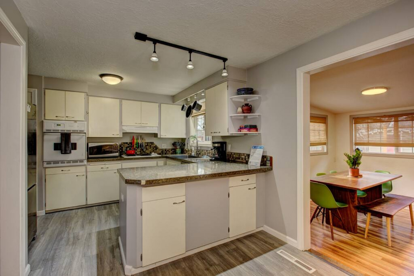 sunset-home-pet-friendly-fenced-yardfoothills/