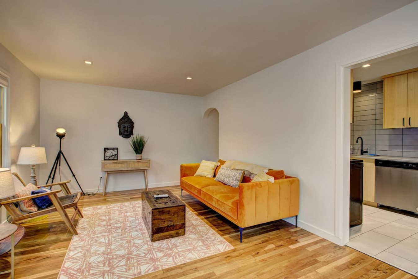 newly-renovated-north-end-bungalow19-wparking/