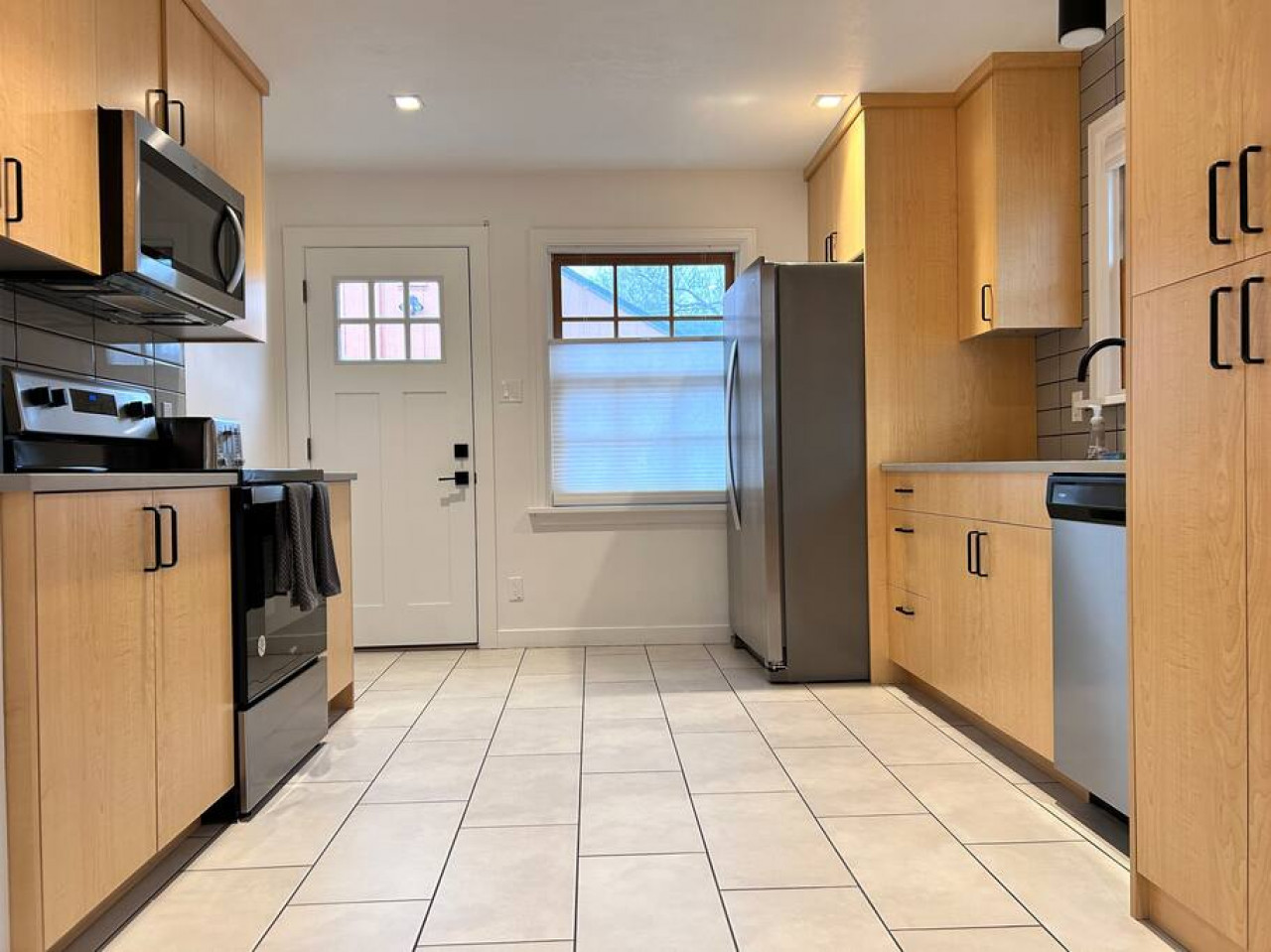 1917-north-end-bungalow-parking-in-hyde-park/