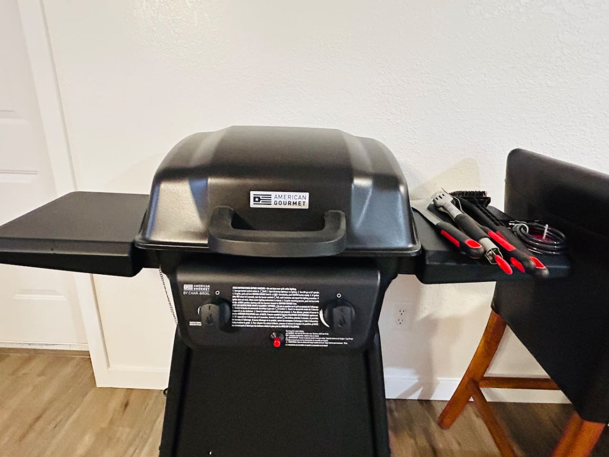 westerhaven-2-bd-garden-level/