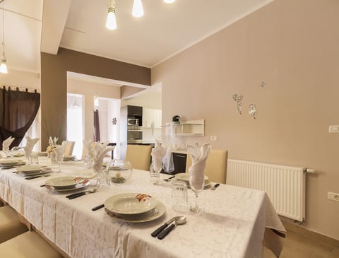 Villa Spacious - Unit 370575-13