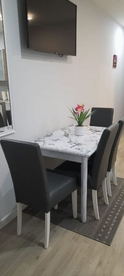 Apartment T & P - Unit 375539-13