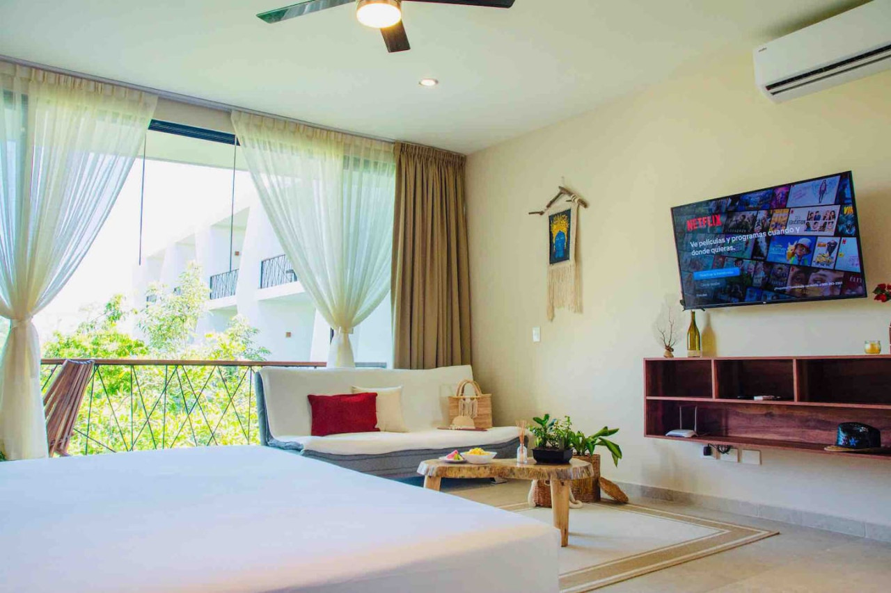 dk31-wifi-800-mbs-home-office-by-moikkarentals/