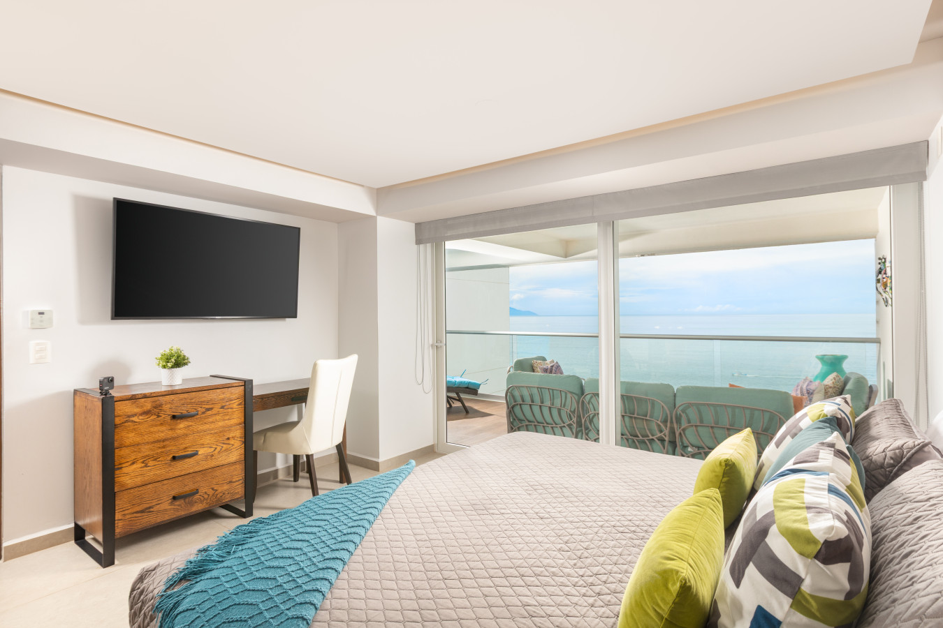 Luxury 2-Bedroom Beachfront Oasis – Two Balconies - Puerto Vallarta