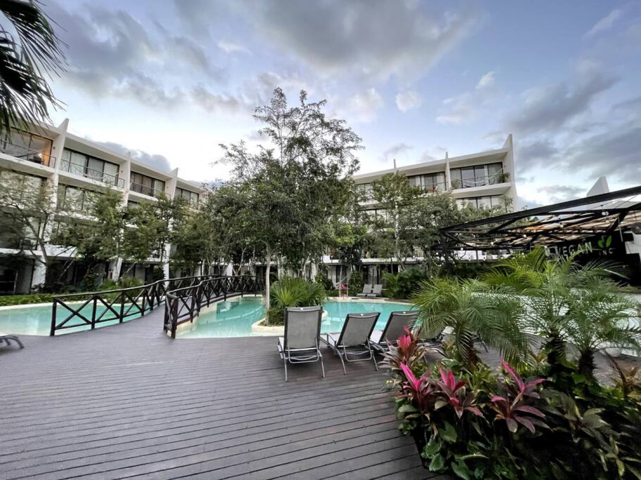 new-weekend-getaway-*enjoy-*discover-*swim-*be-fit/