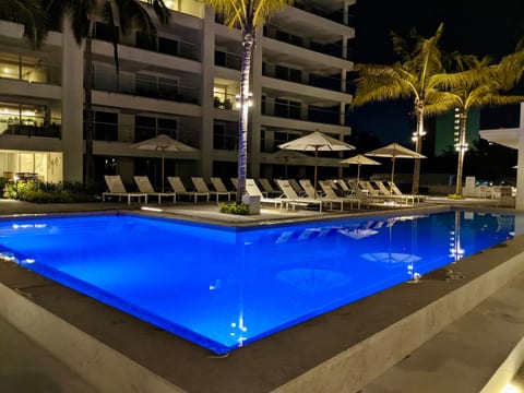 Serene Beachfront Escape – Includes Delicious Breakfast