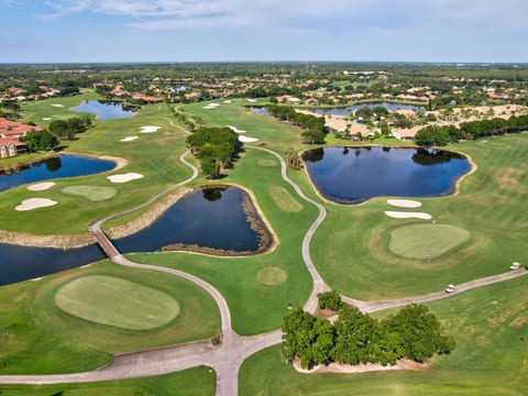 Bird's eye view of the golf course