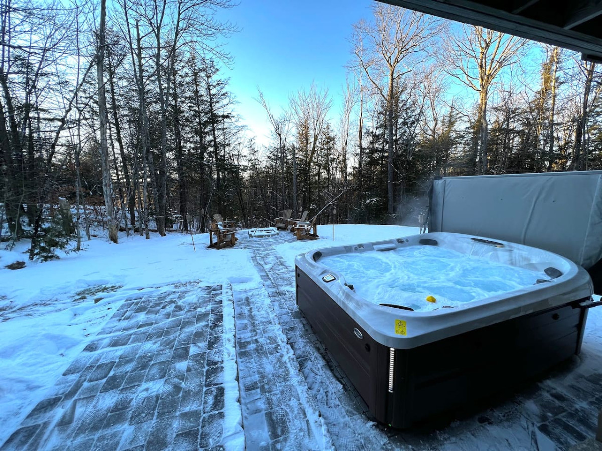 mountain-oasis-hot-tub-sauna-fire-pit-and-more!/