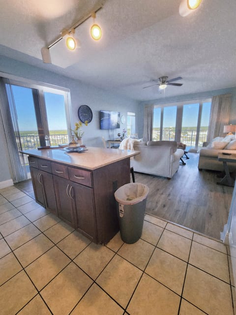 Laketown Wharf 1238