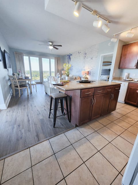 Laketown Wharf 1238