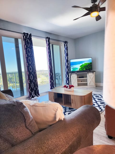 Laketown Wharf 1435