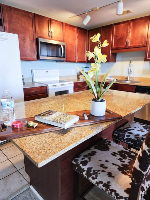 Laketown Wharf 1435