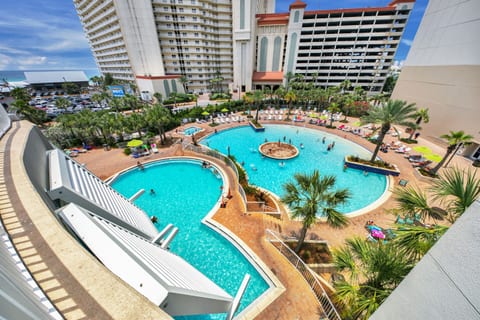 Laketown Wharf 324
