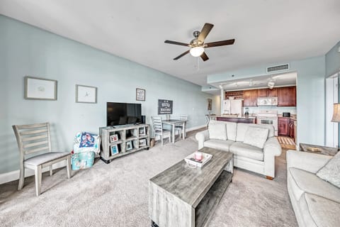 Laketown Wharf 324