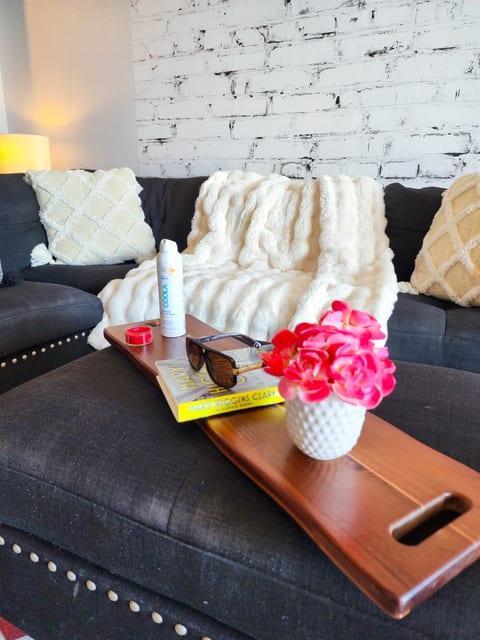 Laketown Wharf 233