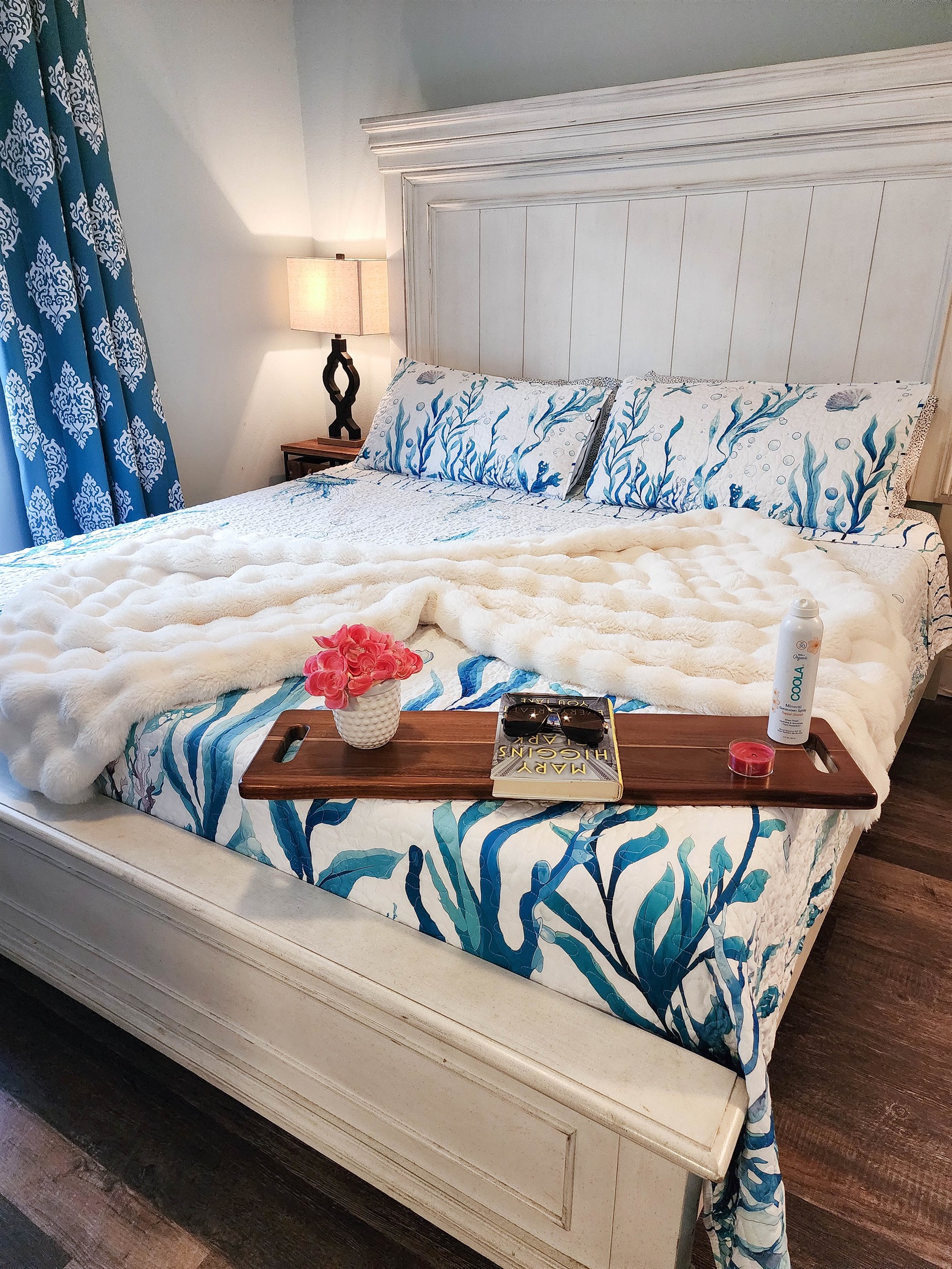 Laketown Wharf 537