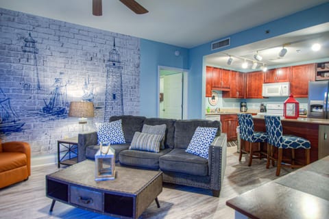 Laketown Wharf 831