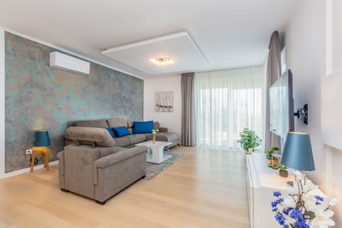 Villa Roko - Unit 376308-13