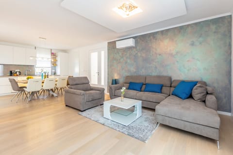 Villa Roko - Unit 376308-13