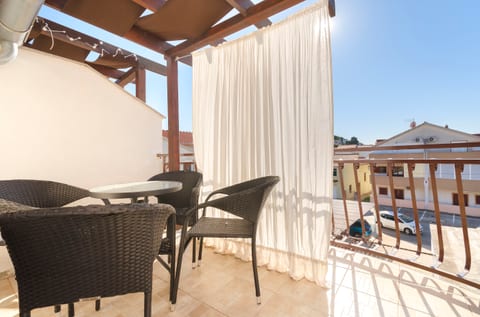 Apartments Sunny Corner - Unit 376311-13