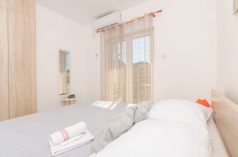 Apartments Sunny Corner - Unit 376313-13