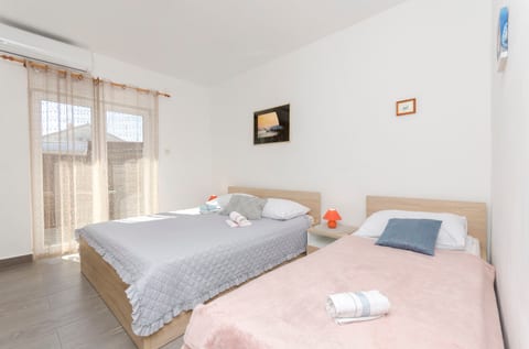 Apartments Sunny Corner - Unit 376313-13