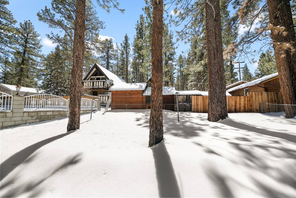 fenced-lrg-yard-*-peaceful-cabin-*-mountainretreat/