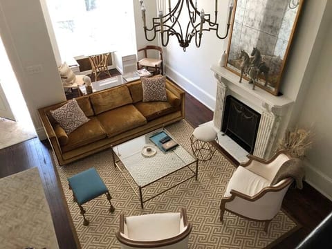 Luxe 5BR / 3BA, 2 Blks to Capitol & Metro