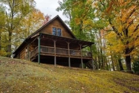 A Mountain Dream Cabin