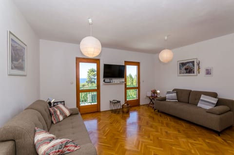 Apartments Josip - Unit 371533-13