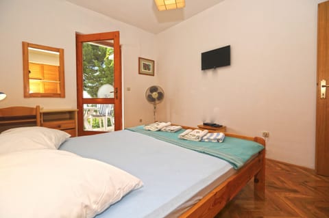 Apartments Josip - Unit 371534-13