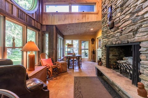 Stunning 4,000 sq. ft. Stratton Chalet