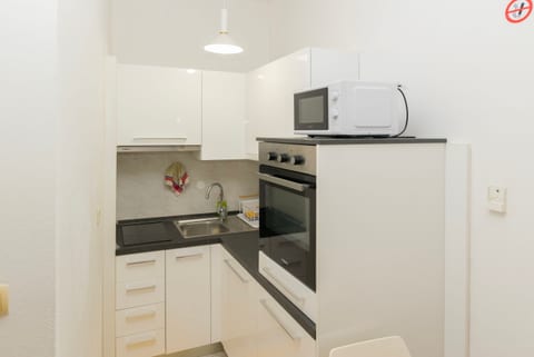 Apartments Pero - Unit 372513-13