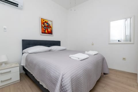 Apartments Pero - Unit 372513-13