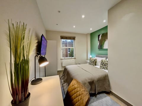*Netflix*Heart of Battersea*W/D*Self Check-In*Desk