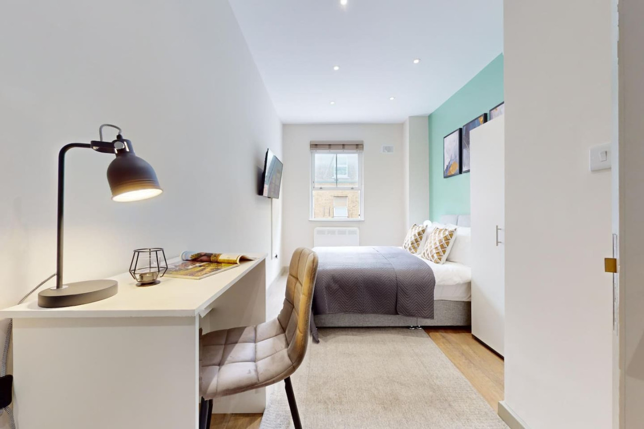 Fast Wifi|Self Check-In|9min to Train|Smart TV|W/D