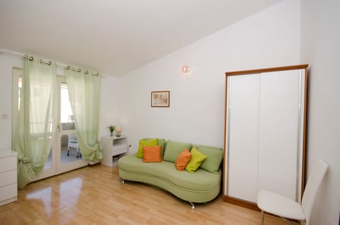 Apartments Jadro - Unit 372491-13