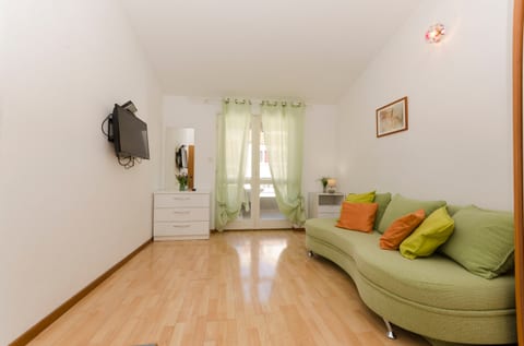 Apartments Jadro - Unit 372491-13