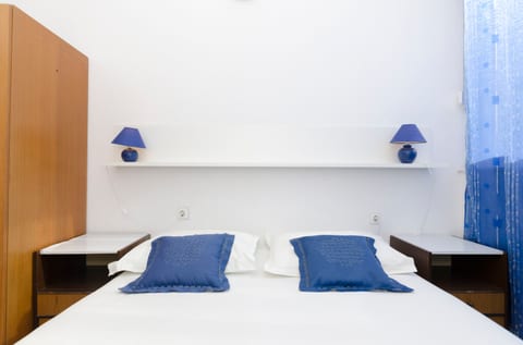 Apartments Jadro - Unit 373259-13